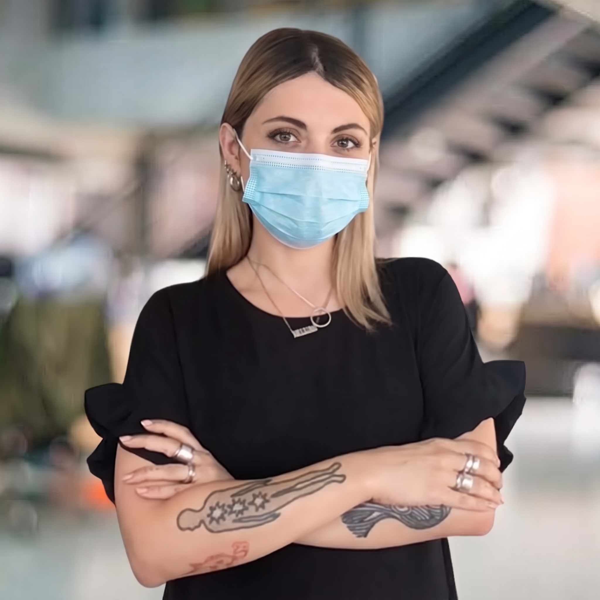 Dafne Salvatori in a surgical mask